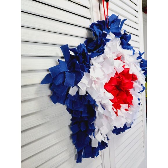 HAND CRAFTED Red White & Blue Americana Patriotic 4th of July Star Rag Wreath - Picture 2 of 4